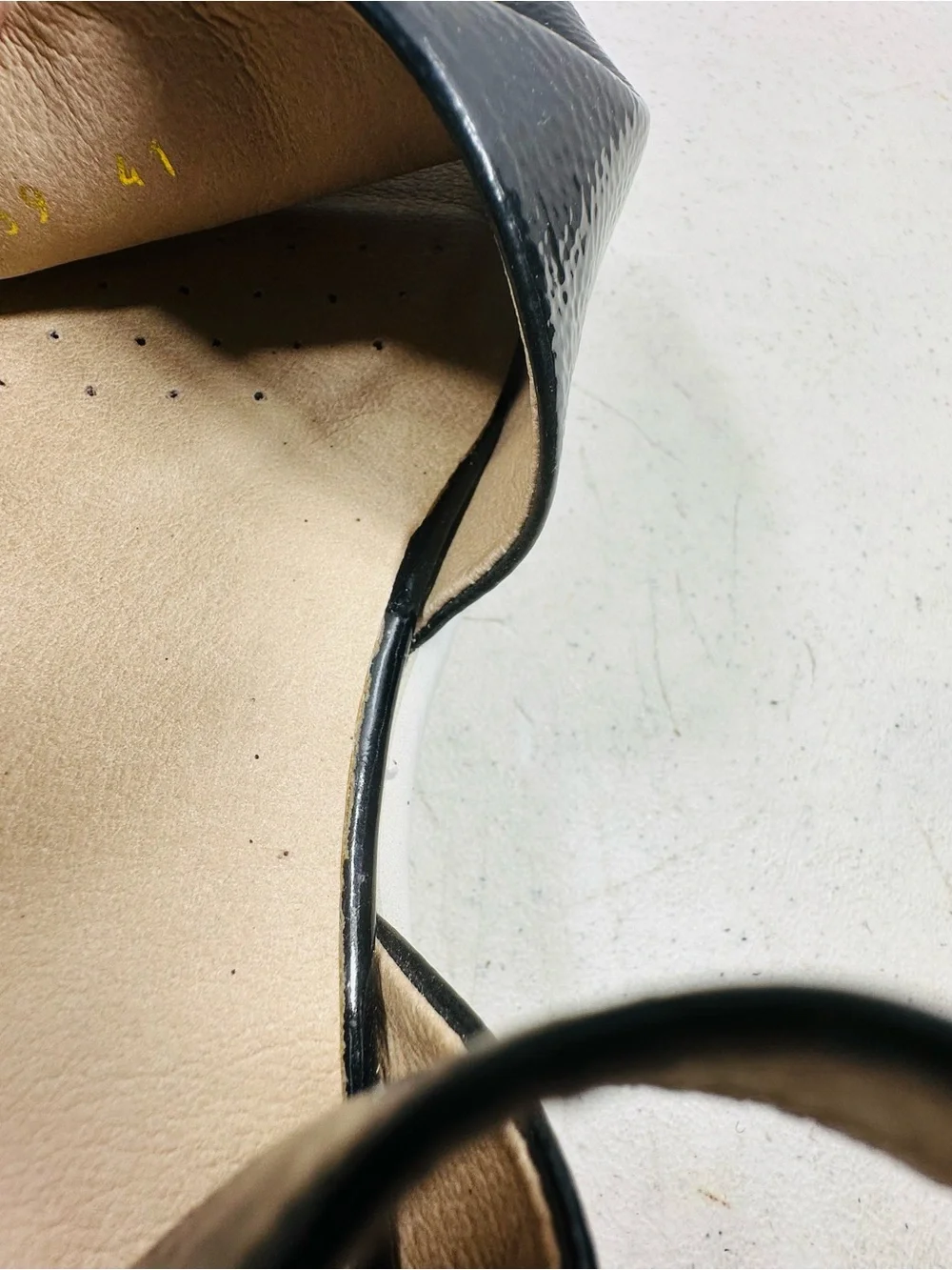 Comfort Wide-Band Black Leather Slingback Sandals 41-10